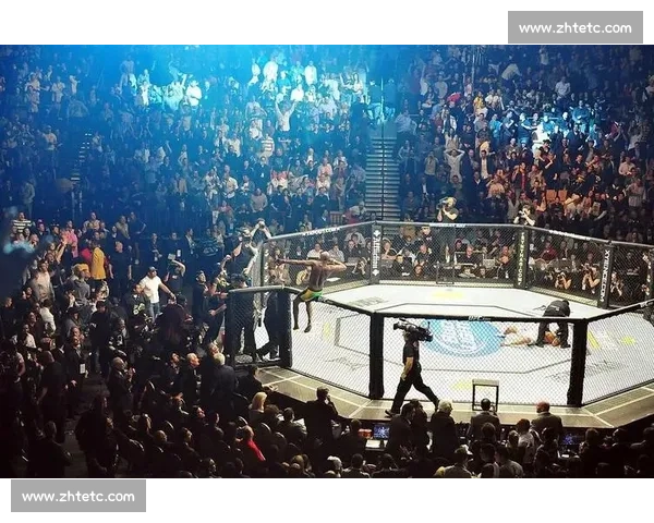 UFC重量级巅峰对决凯恩维拉斯奎兹硬撼牛头人传奇之战史诗级对决
